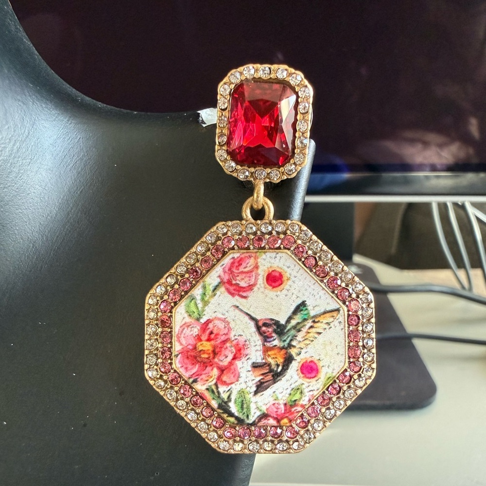 (NEW) A pair of Italian Romantic-Style Bird Earrings with Vintage Style